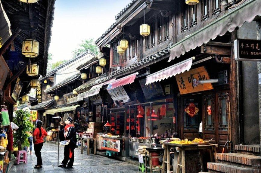 无人的神秘村