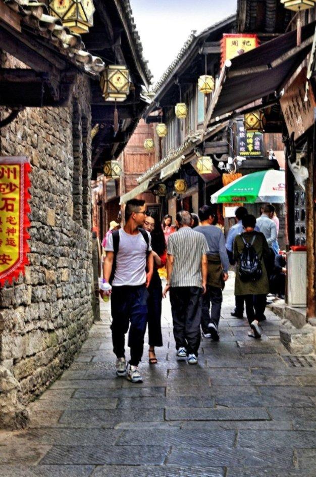 探索世界的林青霞称其老公是她心中的巨人,二人是因何结缘的?——林青霞称其老公是她心中的巨人,二人是因何结缘的?红迪网